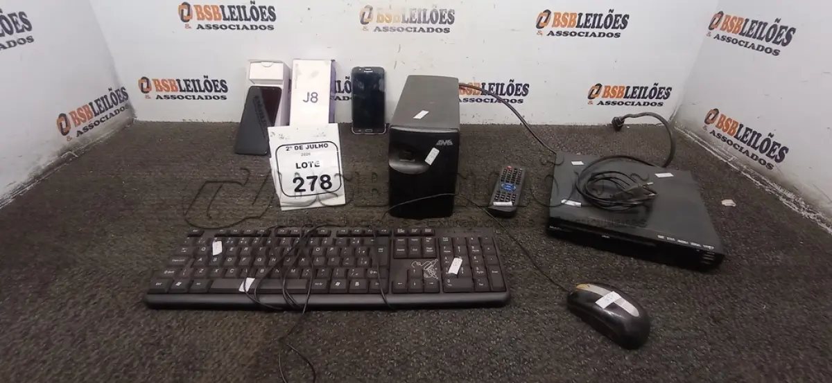 LOTE 278 - 01 NOBREAK 1.000VA MARCA SMS, 02 CELULARES MARCA SAMSUNG, 01 APARELHO DVD MARCA MULTILASER, 01 TECLADO DE PC E 01 MOUSE. (NO ESTADO) ATENÇÃO! FAZER A VISITAÇÃO ANTES DE ARREMATAR, NÃO SABEMOS SE FUNCIONA, LEILÃO NÃO TEM GARANTIA E NEM DEVOLUÇÃO, SUJEITO A POSSÍVEIS AVARIAS VISÍVEIS/OCULTAS E/OU AUSÊNCIA DE COMPONENTES.