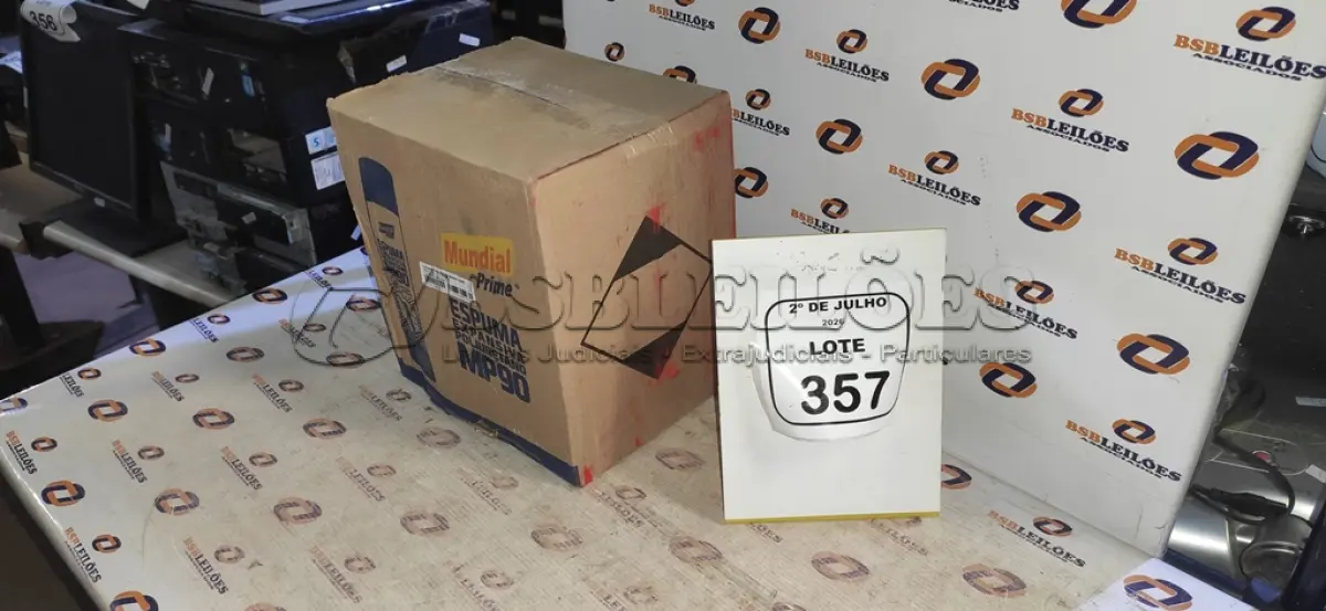 LOTE 357 - 12 LATAS DE ESPUMA EXPANSIVA DE POLIURETANO MP90 DE 500ML CADA MARCA MUNDIAL PRIME. (NO ESTADO) ATENÇÃO! FAZER A VISITAÇÃO ANTES DE ARREMATAR, NÃO SABEMOS SE FUNCIONA, LEILÃO NÃO TEM GARANTIA E NEM DEVOLUÇÃO, SUJEITO A POSSÍVEIS AVARIAS VISÍVEIS/OCULTAS E/OU AUSÊNCIA DE COMPONENTES.