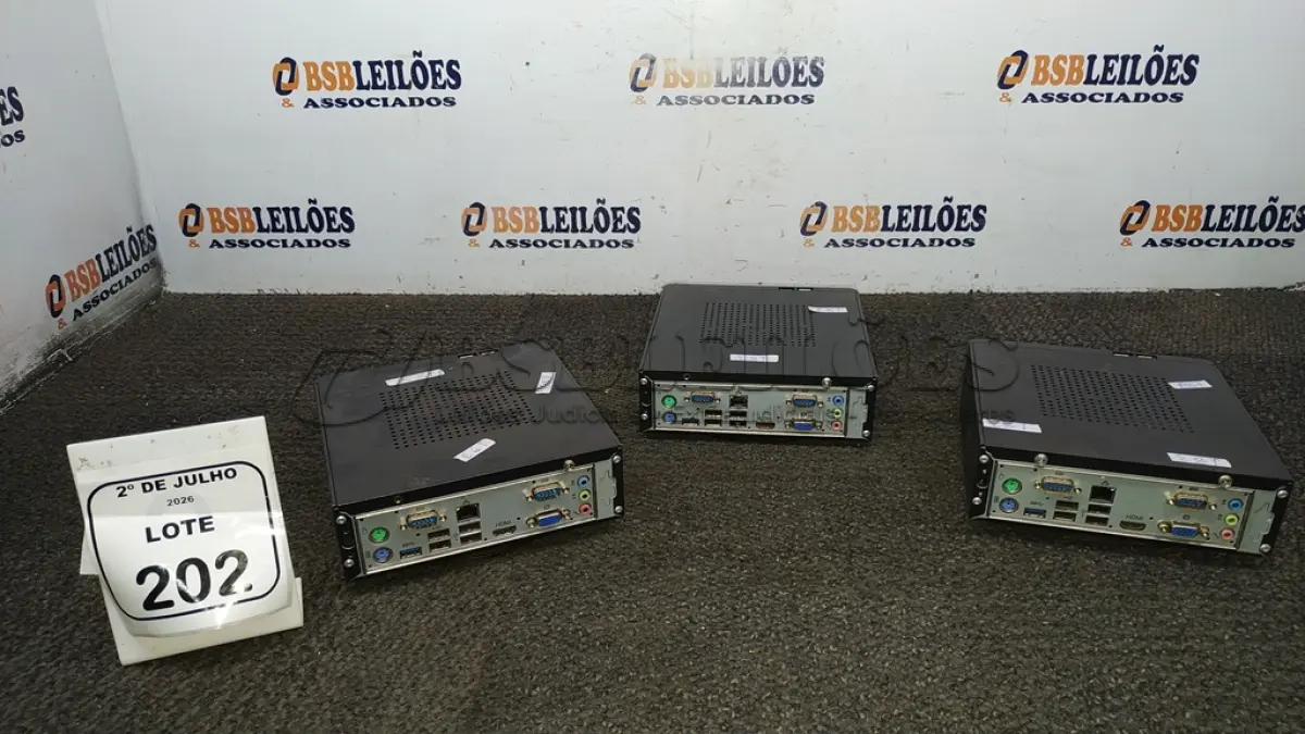 LOTE 202 - 03 MINIS PC CORE I3 MARCA ELGIN. (NO ESTADO) ATENÇÃO! FAZER A VISITAÇÃO ANTES DE ARREMATAR, NÃO SABEMOS SE FUNCIONA, LEILÃO NÃO TEM GARANTIA E NEM DEVOLUÇÃO, SUJEITO A POSSÍVEIS AVARIAS VISÍVEIS/OCULTAS E/OU AUSÊNCIA DE COMPONENTES.
