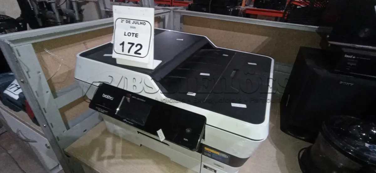 LOTE 172 - 01 IMPRESSORA MULTIFUNCIONAL MODELO MFC-J6920DN MARCA BROTHER. (NO ESTADO) ATENÇÃO! FAZER A VISITAÇÃO ANTES DE ARREMATAR, NÃO SABEMOS SE FUNCIONA, LEILÃO NÃO TEM GARANTIA E NEM DEVOLUÇÃO, SUJEITO A POSSÍVEIS AVARIAS VISÍVEIS/OCULTAS E/OU AUSÊNCIA DE COMPONENTES.