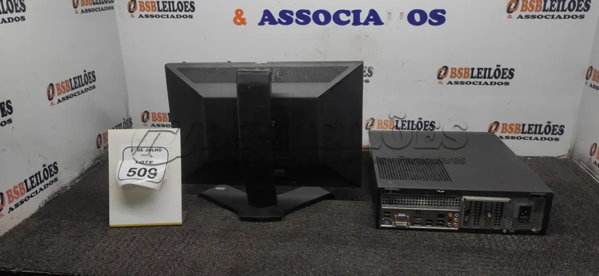 LOTE 509 - 01 MONITOR MARCA DELL E 01 CPU MARCA ITAUTEC. (NO ESTADO) ATENÇÃO! FAZER A VISITAÇÃO ANTES DE ARREMATAR, NÃO SABEMOS SE FUNCIONA, LEILÃO NÃO TEM GARANTIA E NEM DEVOLUÇÃO, SUJEITO A POSSÍVEIS AVARIAS VISÍVEIS/OCULTAS E/OU AUSÊNCIA DE COMPONENTES.