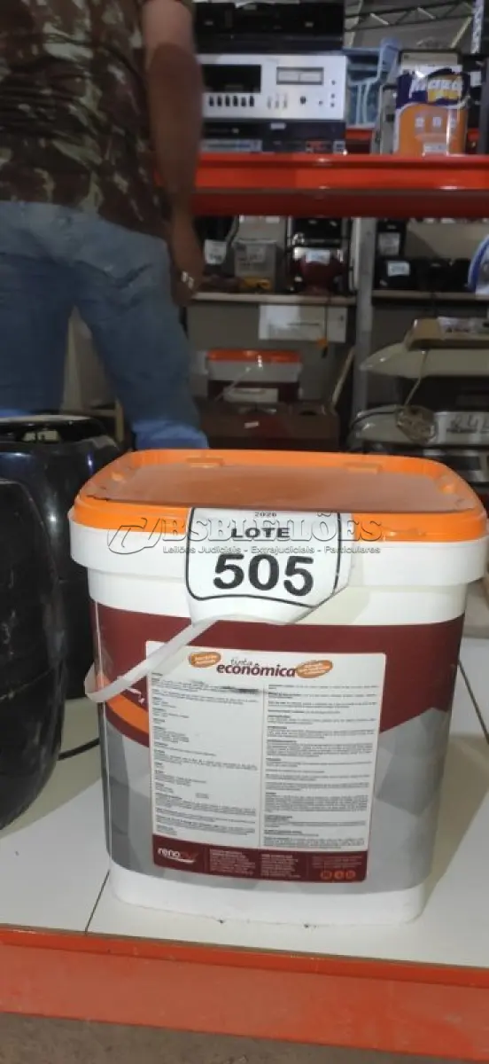 LOTE 505 - 01 BALDE DE SELADOR 16L MARCA RENOCRIL. (NO ESTADO) ATENÇÃO! FAZER A VISITAÇÃO ANTES DE ARREMATAR, NÃO SABEMOS SE FUNCIONA, LEILÃO NÃO TEM GARANTIA E NEM DEVOLUÇÃO, SUJEITO A POSSÍVEIS AVARIAS VISÍVEIS/OCULTAS E/OU AUSÊNCIA DE COMPONENTES.