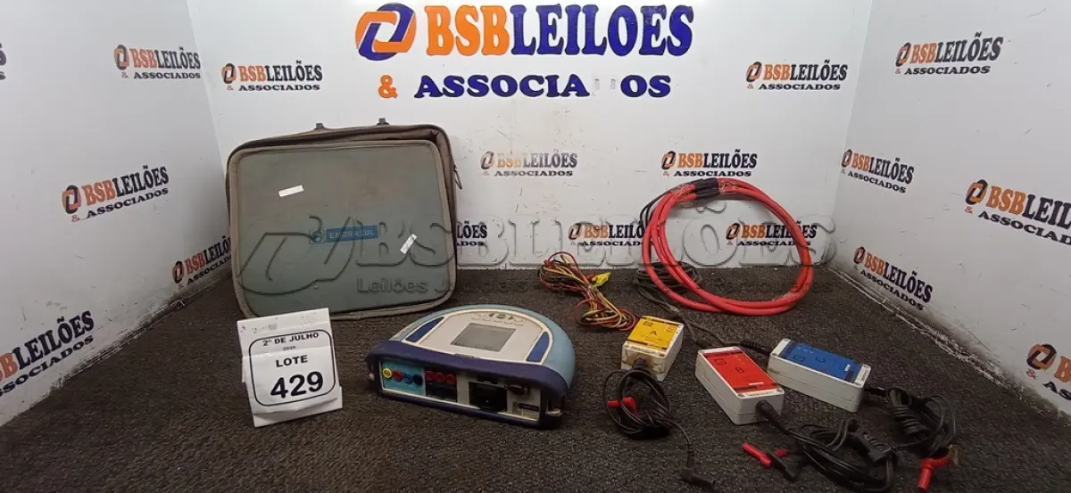 LOTE 429 - 01 ANALISADOR DE ENERGIA MARCA EMBRASUL. (NO ESTADO) ATENÇÃO! FAZER A VISITAÇÃO ANTES DE ARREMATAR, NÃO SABEMOS SE FUNCIONA, LEILÃO NÃO TEM GARANTIA E NEM DEVOLUÇÃO, SUJEITO A POSSÍVEIS AVARIAS VISÍVEIS/OCULTAS E/OU AUSÊNCIA DE COMPONENTES.