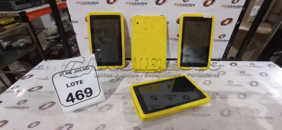 LOTE 469 - 04 TABLETS MARCA CCE. (NO ESTADO) ATENÇÃO! FAZER A VISITAÇÃO ANTES DE ARREMATAR, NÃO SABEMOS SE FUNCIONA, LEILÃO NÃO TEM GARANTIA E NEM DEVOLUÇÃO, SUJEITO A POSSÍVEIS AVARIAS VISÍVEIS/OCULTAS E/OU AUSÊNCIA DE COMPONENTES.