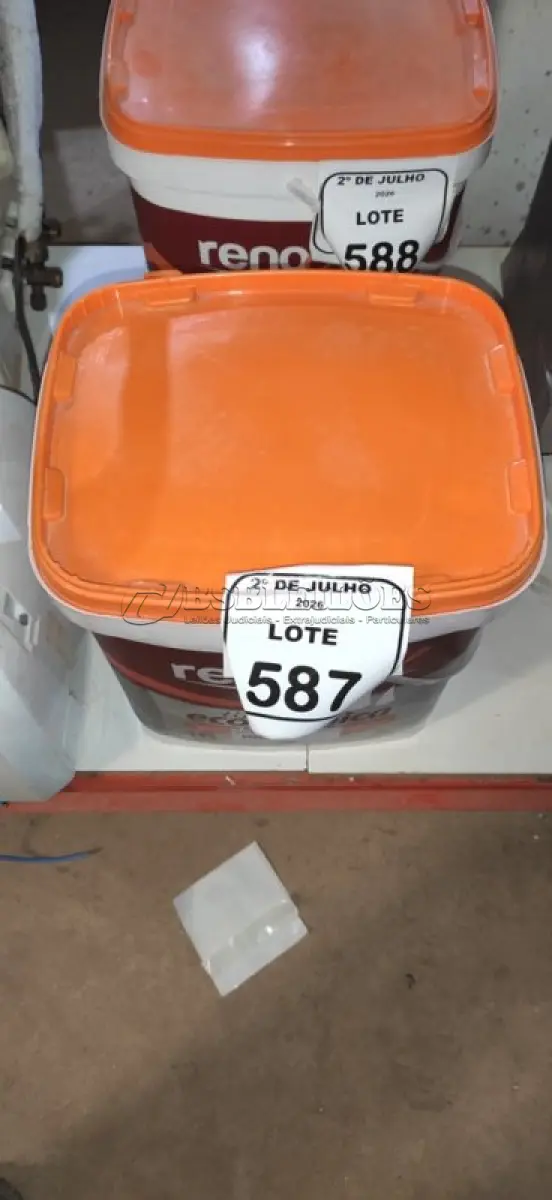 LOTE 587 - 01 BALDE DE SELADOR 16L MARCA RENOCRIL. (NO ESTADO) ATENÇÃO! FAZER A VISITAÇÃO ANTES DE ARREMATAR, NÃO SABEMOS SE FUNCIONA, LEILÃO NÃO TEM GARANTIA E NEM DEVOLUÇÃO, SUJEITO A POSSÍVEIS AVARIAS VISÍVEIS/OCULTAS E/OU AUSÊNCIA DE COMPONENTES.