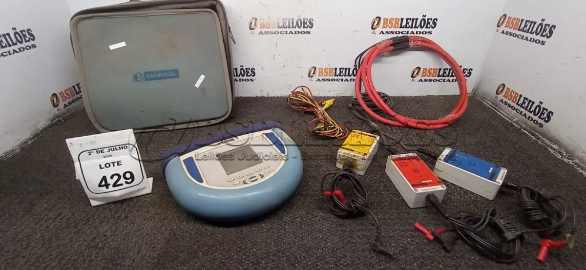 LOTE 429 - 01 ANALISADOR DE ENERGIA MARCA EMBRASUL. (NO ESTADO) ATENÇÃO! FAZER A VISITAÇÃO ANTES DE ARREMATAR, NÃO SABEMOS SE FUNCIONA, LEILÃO NÃO TEM GARANTIA E NEM DEVOLUÇÃO, SUJEITO A POSSÍVEIS AVARIAS VISÍVEIS/OCULTAS E/OU AUSÊNCIA DE COMPONENTES.