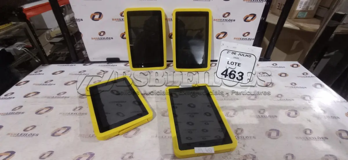LOTE 463 - 04 TABLETS MARCA CCE. (NO ESTADO) ATENÇÃO! FAZER A VISITAÇÃO ANTES DE ARREMATAR, NÃO SABEMOS SE FUNCIONA, LEILÃO NÃO TEM GARANTIA E NEM DEVOLUÇÃO, SUJEITO A POSSÍVEIS AVARIAS VISÍVEIS/OCULTAS E/OU AUSÊNCIA DE COMPONENTES.