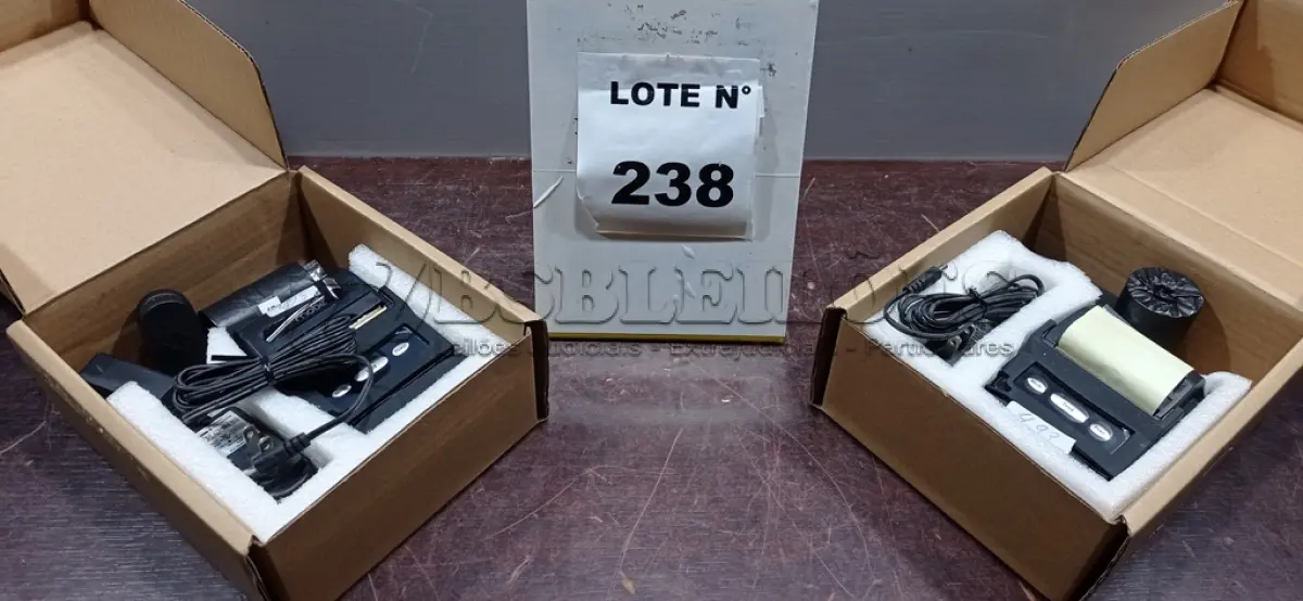LOTE 238 - 02 IMPRESSORAS TÊRMICAS DE CUPOM.  (NO ESTADO, NÃO SABEMOS SE FUNCIONA. LEILÃO NÃO TEM GARANTIA E NEM DEVOLUÇÃO, SUJEITO A POSSÍVEIS AVARIAS VISÍVEIS/OCULTAS E/OU AUSÊNCIA DE COMPONENTES)