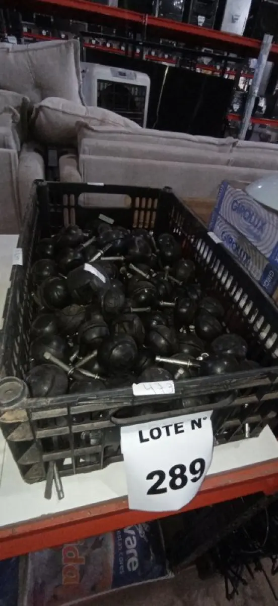 LOTE 289 -   01 LOTE COM RODINHAS PARA ARMÁRIOS. (NO ESTADO, NÃO SABEMOS SE FUNCIONA. LEILÃO NÃO TEM GARANTIA E NEM DEVOLUÇÃO, SUJEITO A POSSÍVEIS AVARIAS VISÍVEIS/OCULTAS E/OU AUSÊNCIA DE COMPONENTES)