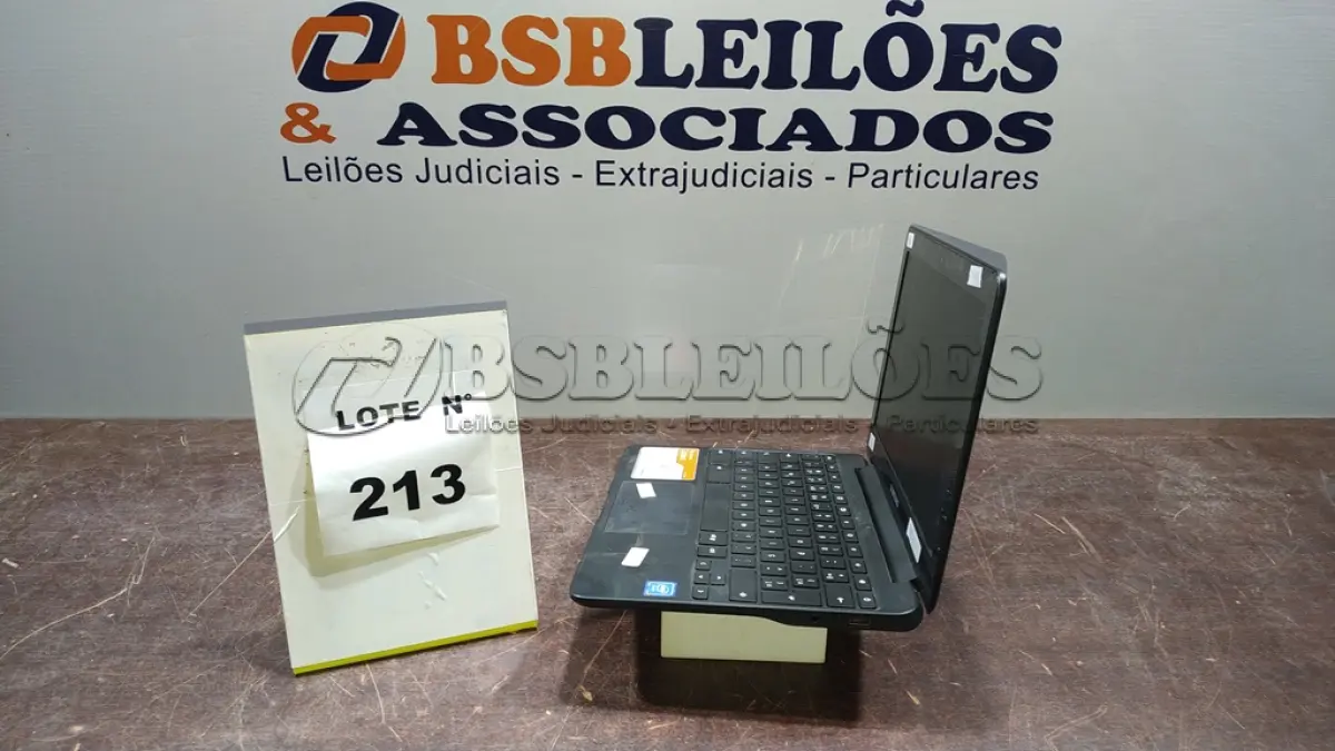 LOTE 213 - 01 CROMEBOOK LINHA CONNECT MEMORIA 2GB, 16GB E.MMC TELA DE 11.6’’ MARCA SAMSUNG SEM FONTE. (NO ESTADO) ATENÇÃO! FAZER A VISITAÇÃO ANTES DE ARREMATAR, NÃO SABEMOS SE FUNCIONA, LEILÃO NÃO TEM GARANTIA E NEM DEVOLUÇÃO, SUJEITO A POSSÍVEIS AVARIAS VISÍVEIS/OCULTAS E/OU AUSÊNCIA DE COMPONENTES.