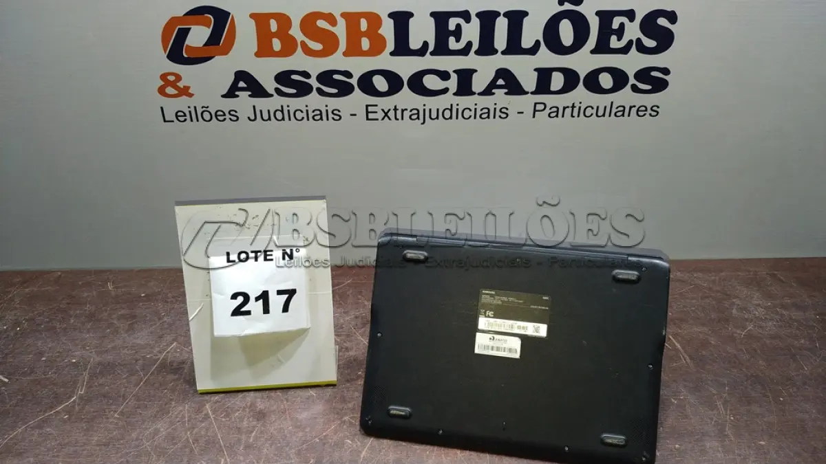 LOTE 217 - 01 CROMEBOOK LINHA CONNECT MEMORIA 2GB, 16GB E.MMC TELA DE 11.6’’ MARCA SAMSUNG SEM FONTE. (NO ESTADO) ATENÇÃO! FAZER A VISITAÇÃO ANTES DE ARREMATAR, NÃO SABEMOS SE FUNCIONA, LEILÃO NÃO TEM GARANTIA E NEM DEVOLUÇÃO, SUJEITO A POSSÍVEIS AVARIAS VISÍVEIS/OCULTAS E/OU AUSÊNCIA DE COMPONENTES.
