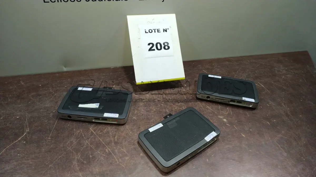 LOTE 208 -  03 MINIS PC WYSE. (NO ESTADO, NÃO SABEMOS SE FUNCIONA. LEILÃO NÃO TEM GARANTIA E NEM DEVOLUÇÃO, SUJEITO A POSSÍVEIS AVARIAS VISÍVEIS/OCULTAS E/OU AUSÊNCIA DE COMPONENTES)