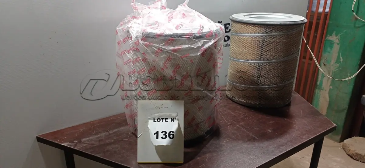LOTE 136 - 01 FILTRO DE AR PARA CAMINHÃO VOLVO FH12, FM12, NH12 E 01 FILTRO DE AR PARA WEGA MODELO WAP 604. (NO ESTADO, NÃO SABEMOS SE FUNCIONA. LEILÃO NÃO TEM GARANTIA E NEM DEVOLUÇÃO, SUJEITO A POSSÍVEIS AVARIAS VISÍVEIS/OCULTAS E/OU AUSÊNCIA DE COMPONENTES)