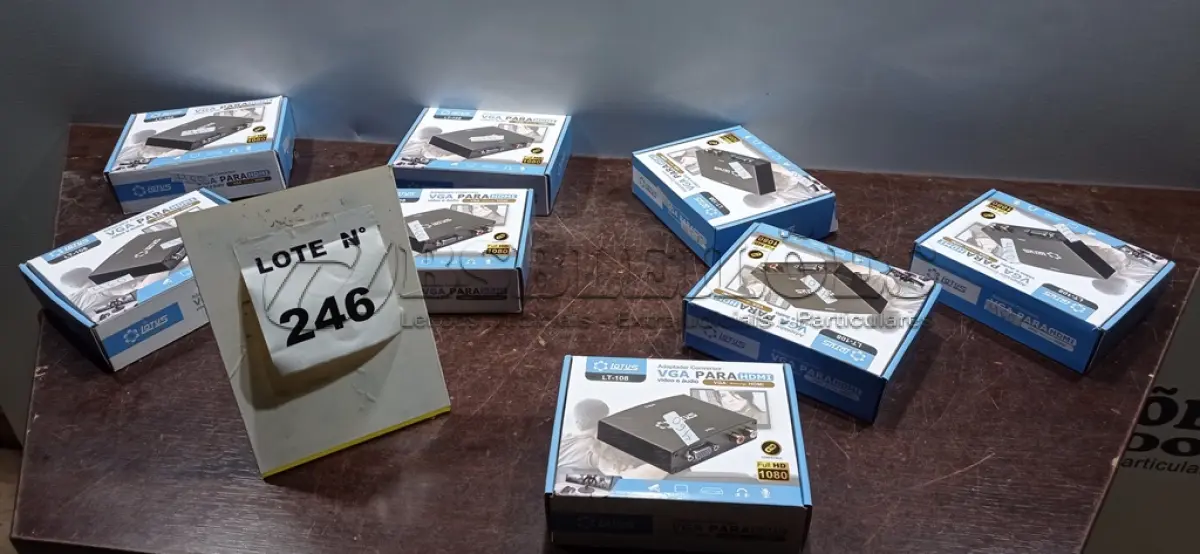 LOTE 246 - 08 ADAPTADORES CONVERSOR DE VGA PARA HDMI VIDEO E AUDIO. (NO ESTADO, NÃO SABEMOS SE FUNCIONA. LEILÃO NÃO TEM GARANTIA E NEM DEVOLUÇÃO, SUJEITO A POSSÍVEIS AVARIAS VISÍVEIS/OCULTAS E/OU AUSÊNCIA DE COMPONENTES)