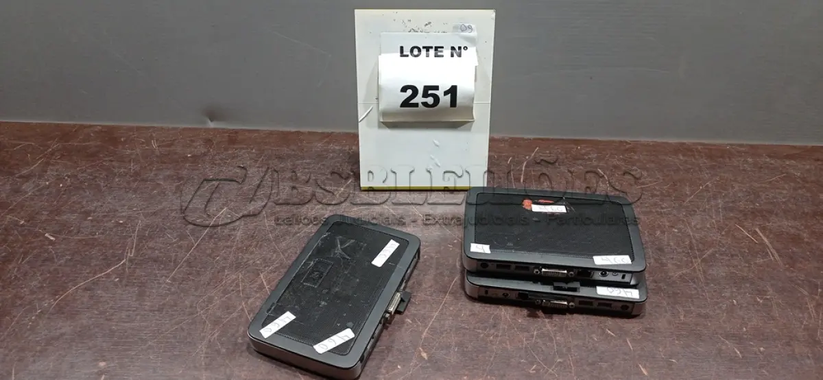 LOTE 251 - 03 MINIS PC WYSE. (NO ESTADO, NÃO SABEMOS SE FUNCIONA. LEILÃO NÃO TEM GARANTIA E NEM DEVOLUÇÃO, SUJEITO A POSSÍVEIS AVARIAS VISÍVEIS/OCULTAS E/OU AUSÊNCIA DE COMPONENTES)