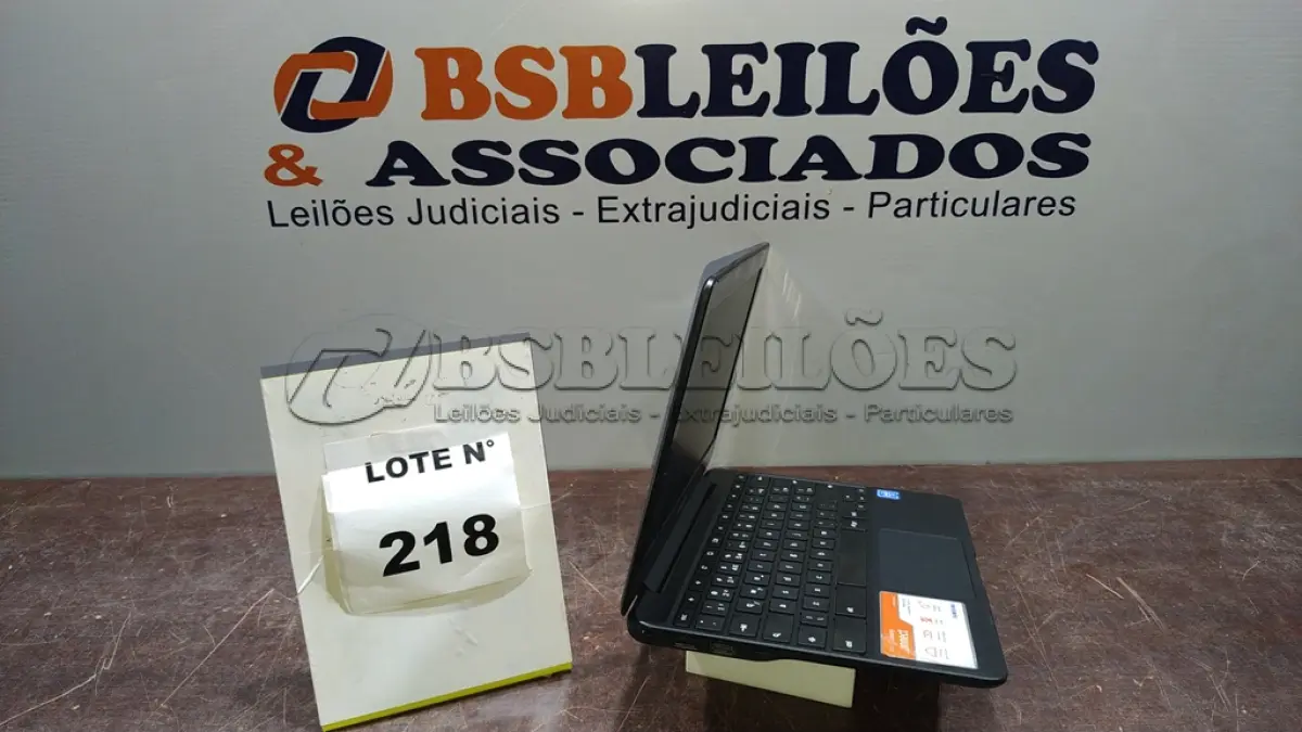 LOTE 218 - 01 CROMEBOOK LINHA CONNECT MEMORIA 2GB, 16GB E.MMC TELA DE 11.6’’ MARCA SAMSUNG SEM FONTE. (NO ESTADO) ATENÇÃO! FAZER A VISITAÇÃO ANTES DE ARREMATAR, NÃO SABEMOS SE FUNCIONA, LEILÃO NÃO TEM GARANTIA E NEM DEVOLUÇÃO, SUJEITO A POSSÍVEIS AVARIAS VISÍVEIS/OCULTAS E/OU AUSÊNCIA DE COMPONENTES.