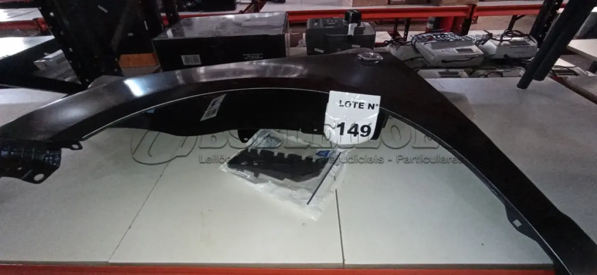 LOTE 149 - 01 PARA LAMA ESQUERDO DO HONDA CIVIC 2012 A 2016 , 01 PARA BARRO DA SPIN, 01 SUPORTE GM DO PARA LAMA DIANTEIRO ESQUERDO DO COBALT, 01 GUIA DE PARA LAMA E 01 FRISO. (NO ESTADO, NÃO SABEMOS SE FUNCIONA. LEILÃO NÃO TEM GARANTIA E NEM DEVOLUÇÃO, SUJEITO A POSSÍVEIS AVARIAS VISÍVEIS/OCULTAS E/OU AUSÊNCIA DE COMPONENTES)