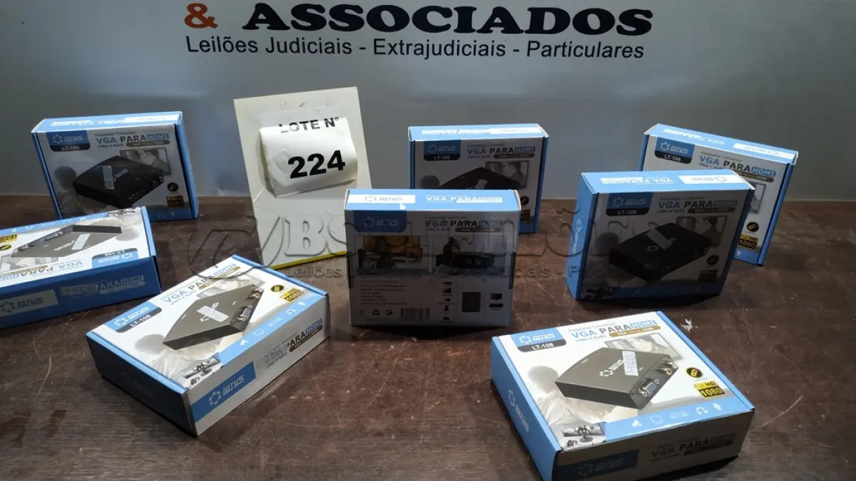 LOTE 224 - 08 ADAPTADORES CONVERSOR DE VGA PARA HDMI VIDEO E AUDIO. (NO ESTADO, NÃO SABEMOS SE FUNCIONA. LEILÃO NÃO TEM GARANTIA E NEM DEVOLUÇÃO, SUJEITO A POSSÍVEIS AVARIAS VISÍVEIS/OCULTAS E/OU AUSÊNCIA DE COMPONENTES)