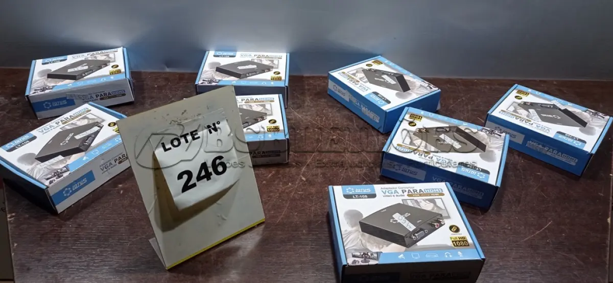 LOTE 246 - 08 ADAPTADORES CONVERSOR DE VGA PARA HDMI VIDEO E AUDIO. (NO ESTADO, NÃO SABEMOS SE FUNCIONA. LEILÃO NÃO TEM GARANTIA E NEM DEVOLUÇÃO, SUJEITO A POSSÍVEIS AVARIAS VISÍVEIS/OCULTAS E/OU AUSÊNCIA DE COMPONENTES)
