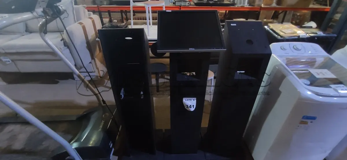 LOTE 341 -   03 BASES DE TOTEM PARA AUTO ATENDIMENTO COM 01 MONITOR E MINI CPU. (NO ESTADO) ATENÇÃO! FAZER A VISITAÇÃO ANTES DE ARREMATAR, NÃO SABEMOS SE FUNCIONA, LEILÃO NÃO TEM GARANTIA E NEM DEVOLUÇÃO, SUJEITO A POSSÍVEIS AVARIAS VISÍVEIS/OCULTAS E/OU AUSÊNCIA DE COMPONENTES.