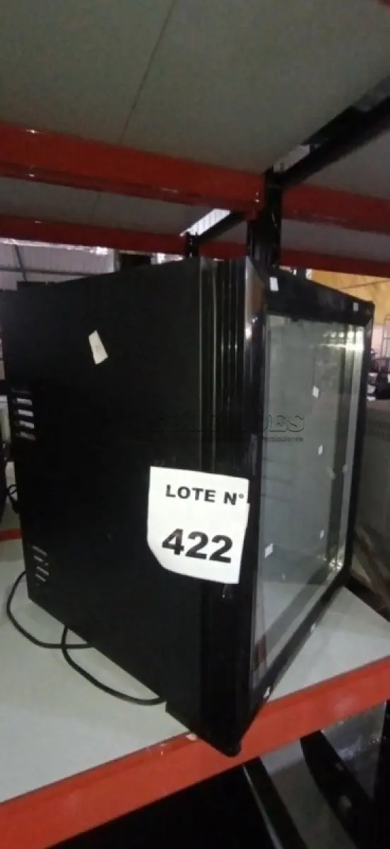 LOTE 422 - 01 FRIGOBAR 220V. (NO ESTADO) ATENÇÃO! FAZER A VISITAÇÃO ANTES DE ARREMATAR, NÃO SABEMOS SE FUNCIONA, LEILÃO NÃO TEM GARANTIA E NEM DEVOLUÇÃO, SUJEITO A POSSÍVEIS AVARIAS VISÍVEIS/OCULTAS E/OU AUSÊNCIA DE COMPONENTES.