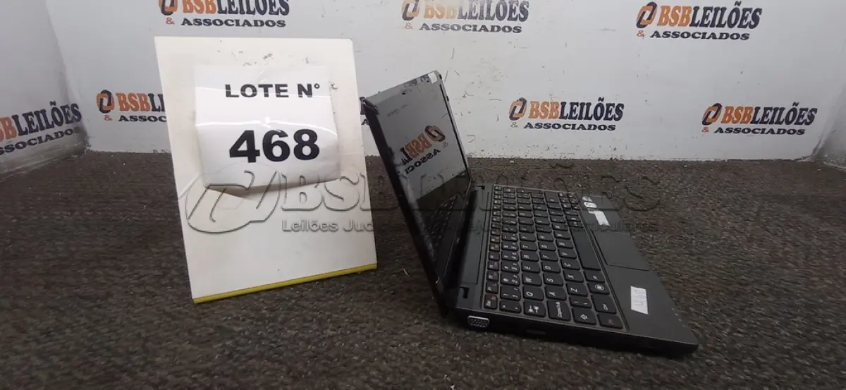 LOTE 468 -  01 NETEBOOK LENOVO SEM FONTE. (NO ESTADO) ATENÇÃO! FAZER A VISITAÇÃO ANTES DE ARREMATAR, NÃO SABEMOS SE FUNCIONA, LEILÃO NÃO TEM GARANTIA E NEM DEVOLUÇÃO, SUJEITO A POSSÍVEIS AVARIAS VISÍVEIS/OCULTAS E/OU AUSÊNCIA DE COMPONENTES.