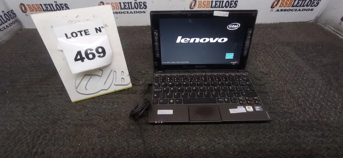 LOTE 469 - 01 NETEBOOK LENOVO SEM FONTE. (NO ESTADO) ATENÇÃO! FAZER A VISITAÇÃO ANTES DE ARREMATAR, NÃO SABEMOS SE FUNCIONA, LEILÃO NÃO TEM GARANTIA E NEM DEVOLUÇÃO, SUJEITO A POSSÍVEIS AVARIAS VISÍVEIS/OCULTAS E/OU AUSÊNCIA DE COMPONENTES.