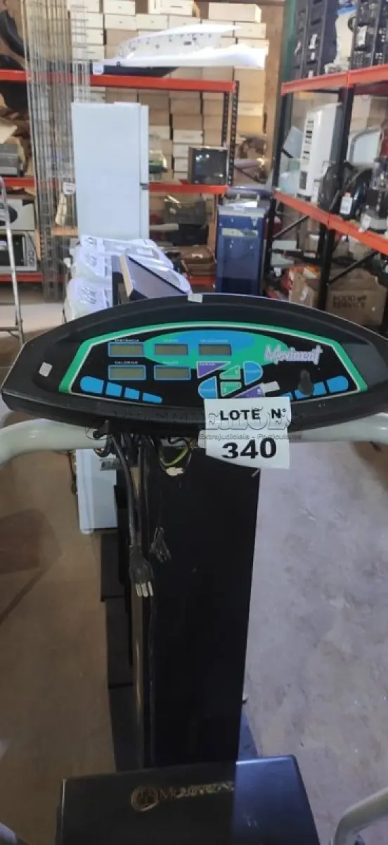 LOTE 340 - 01 ESTEIRA MODELO MOVIMENT 200V MARCA BRUDDEN. (NO ESTADO) ATENÇÃO! FAZER A VISITAÇÃO ANTES DE ARREMATAR, NÃO SABEMOS SE FUNCIONA, LEILÃO NÃO TEM GARANTIA E NEM DEVOLUÇÃO, SUJEITO A POSSÍVEIS AVARIAS VISÍVEIS/OCULTAS E/OU AUSÊNCIA DE COMPONENTES.