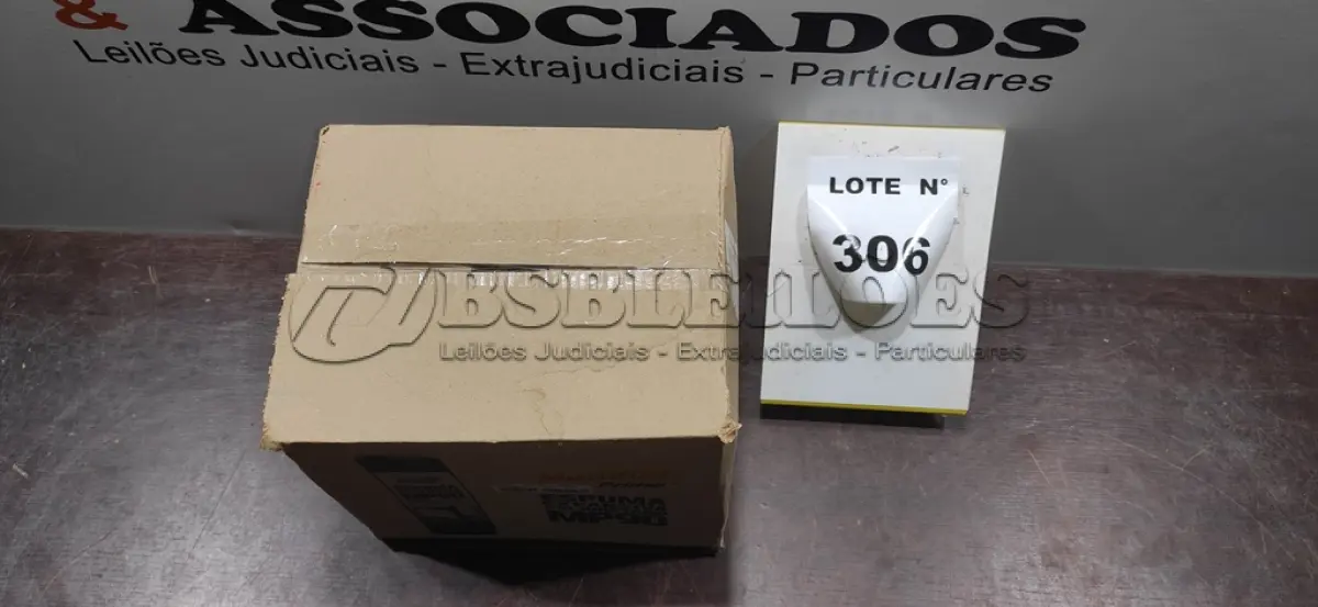 LOTE 306 - 01 CAIXA COM 12 UNIDADES DE ESPUMA POLIURETANO MUNDIAL PRIME 500ML.(NO ESTADO) ATENÇÃO! FAZER A VISITAÇÃO ANTES DE ARREMATAR, NÃO SABEMOS SE FUNCIONA, LEILÃO NÃO TEM GARANTIA E NEM DEVOLUÇÃO, SUJEITO A POSSÍVEIS AVARIAS VISÍVEIS/OCULTAS E/OU AUSÊNCIA DE COMPONENTES.