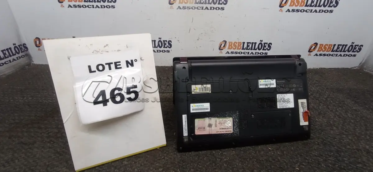 LOTE 465 - 01 NETEBOOK LENOVO SEM FONTE. (NO ESTADO) ATENÇÃO! FAZER A VISITAÇÃO ANTES DE ARREMATAR, NÃO SABEMOS SE FUNCIONA, LEILÃO NÃO TEM GARANTIA E NEM DEVOLUÇÃO, SUJEITO A POSSÍVEIS AVARIAS VISÍVEIS/OCULTAS E/OU AUSÊNCIA DE COMPONENTES.