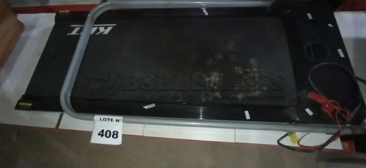 LOTE 408 - 01 ESTEIRA MODELO KHT-CI INCOMPLETA. (NO ESTADO) ATENÇÃO! FAZER A VISITAÇÃO ANTES DE ARREMATAR, NÃO SABEMOS SE FUNCIONA, LEILÃO NÃO TEM GARANTIA E NEM DEVOLUÇÃO, SUJEITO A POSSÍVEIS AVARIAS VISÍVEIS/OCULTAS E/OU AUSÊNCIA DE COMPONENTES.