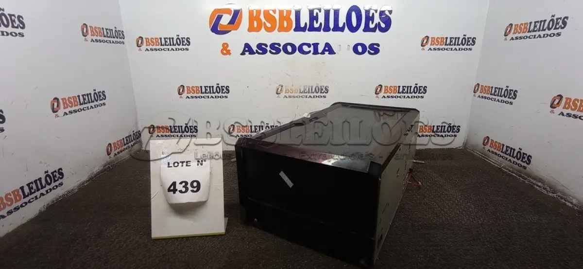 LOTE 439 -  01 MINI HIFI COMPONENT AUDIO SYSTEM SAMSUNG.  (NO ESTADO) ATENÇÃO! FAZER A VISITAÇÃO ANTES DE ARREMATAR, NÃO SABEMOS SE FUNCIONA, LEILÃO NÃO TEM GARANTIA E NEM DEVOLUÇÃO, SUJEITO A POSSÍVEIS AVARIAS VISÍVEIS/OCULTAS E/OU AUSÊNCIA DE COMPONENTES.