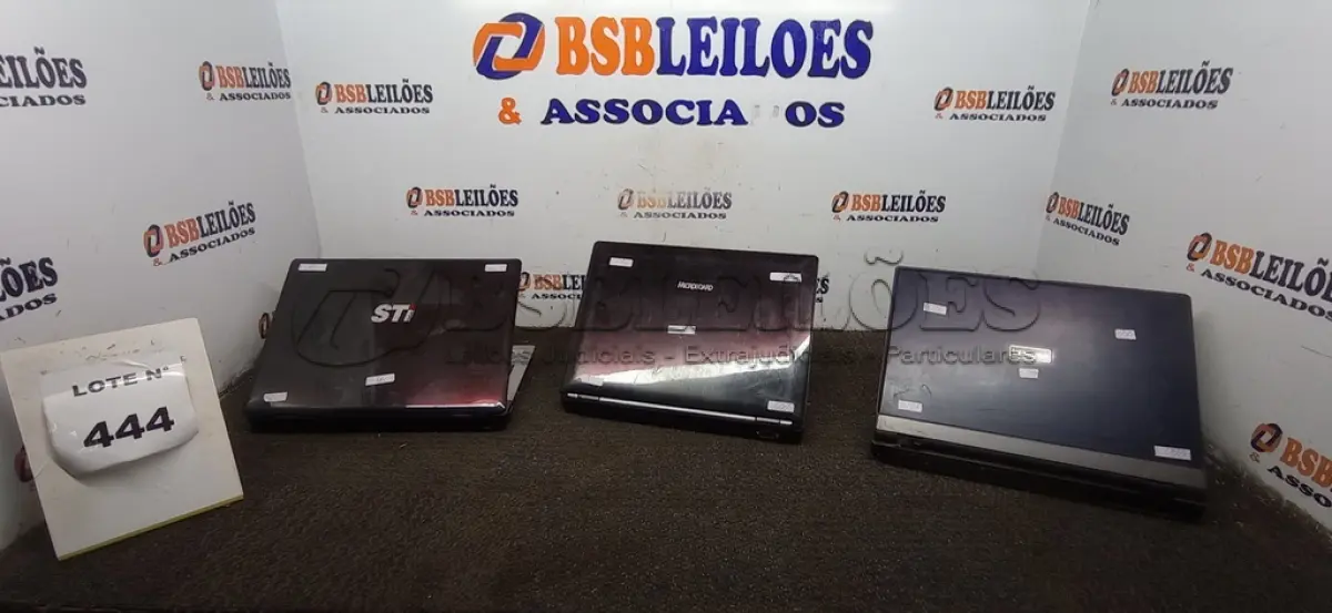 LOTE 444 - 03 NOTEBOOKS MARCAS DIVERSAS. (NO ESTADO) ATENÇÃO! FAZER A VISITAÇÃO ANTES DE ARREMATAR, NÃO SABEMOS SE FUNCIONA, LEILÃO NÃO TEM GARANTIA E NEM DEVOLUÇÃO, SUJEITO A POSSÍVEIS AVARIAS VISÍVEIS/OCULTAS E/OU AUSÊNCIA DE COMPONENTES.