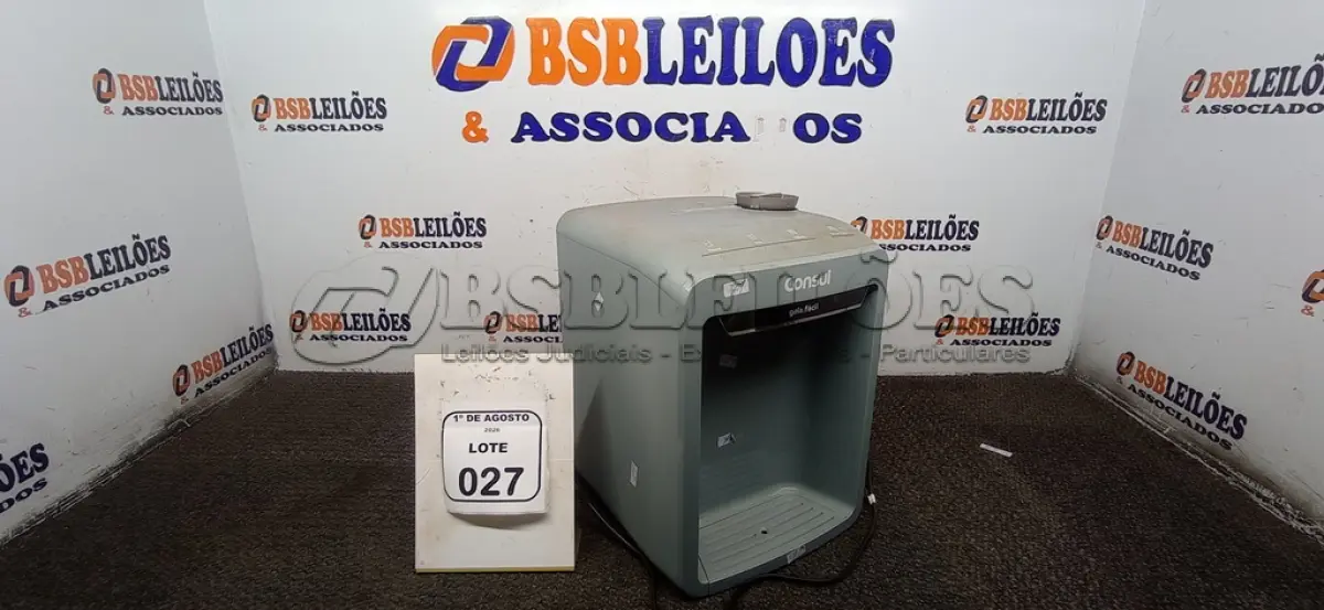 LOTE 027 - 01 PURIFICADOR DE ÁGUA MODELO GELA FÁCIL MARCA CONSUL. (NO ESTADO) ATENÇÃO! FAZER A VISITAÇÃO ANTES DE ARREMATAR, NÃO SABEMOS SE FUNCIONA, LEILÃO NÃO TEM GARANTIA E NEM DEVOLUÇÃO, SUJEITO A POSSÍVEIS AVARIAS VISÍVEIS/OCULTAS E/OU AUSÊNCIA DE COMPONENTES.
