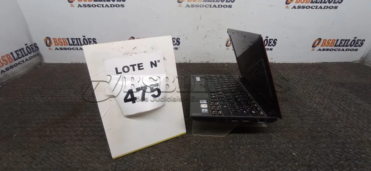 LOTE 475 -  01 NETEBOOK LENOVO SEM FONTE. (NO ESTADO) ATENÇÃO! FAZER A VISITAÇÃO ANTES DE ARREMATAR, NÃO SABEMOS SE FUNCIONA, LEILÃO NÃO TEM GARANTIA E NEM DEVOLUÇÃO, SUJEITO A POSSÍVEIS AVARIAS VISÍVEIS/OCULTAS E/OU AUSÊNCIA DE COMPONENTES.