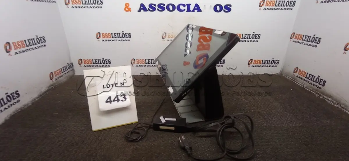 LOTE 443 - 01 MONITOR COM MINI CPU MARCA ELO . (NO ESTADO) ATENÇÃO! FAZER A VISITAÇÃO ANTES DE ARREMATAR, NÃO SABEMOS SE FUNCIONA, LEILÃO NÃO TEM GARANTIA E NEM DEVOLUÇÃO, SUJEITO A POSSÍVEIS AVARIAS VISÍVEIS/OCULTAS E/OU AUSÊNCIA DE COMPONENTES.