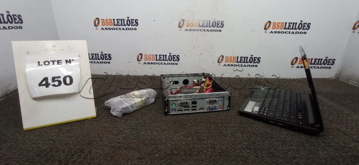 LOTE 450 -  01 NETEBOOK , 01 MINI PC E MEMÓRIAS AVULSA.  (NO ESTADO) ATENÇÃO! FAZER A VISITAÇÃO ANTES DE ARREMATAR, NÃO SABEMOS SE FUNCIONA, LEILÃO NÃO TEM GARANTIA E NEM DEVOLUÇÃO, SUJEITO A POSSÍVEIS AVARIAS VISÍVEIS/OCULTAS E/OU AUSÊNCIA DE COMPONENTES.