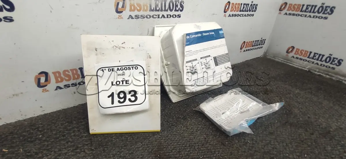 LOTE 193 - 01 QUADRO DE COMANDO DIGITAL PARA GERADORES DE VAPOR MARCA SODRAMAR. (NO ESTADO) ATENÇÃO! FAZER A VISITAÇÃO ANTES DE ARREMATAR, NÃO SABEMOS SE FUNCIONA, LEILÃO NÃO TEM GARANTIA E NEM DEVOLUÇÃO, SUJEITO A POSSÍVEIS AVARIAS VISÍVEIS/OCULTAS E/OU AUSÊNCIA DE COMPONENTES.