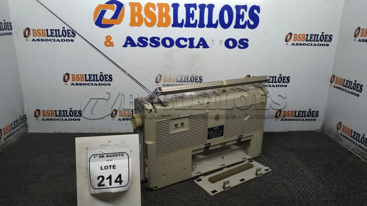 LOTE 214 - 01 RÁDIO CASSETE GRAVADOR MODELO RG800 MARCA POLYVOX. (NO ESTADO) ATENÇÃO! FAZER A VISITAÇÃO ANTES DE ARREMATAR, NÃO SABEMOS SE FUNCIONA, LEILÃO NÃO TEM GARANTIA E NEM DEVOLUÇÃO, SUJEITO A POSSÍVEIS AVARIAS VISÍVEIS/OCULTAS E/OU AUSÊNCIA DE COMPONENTES.