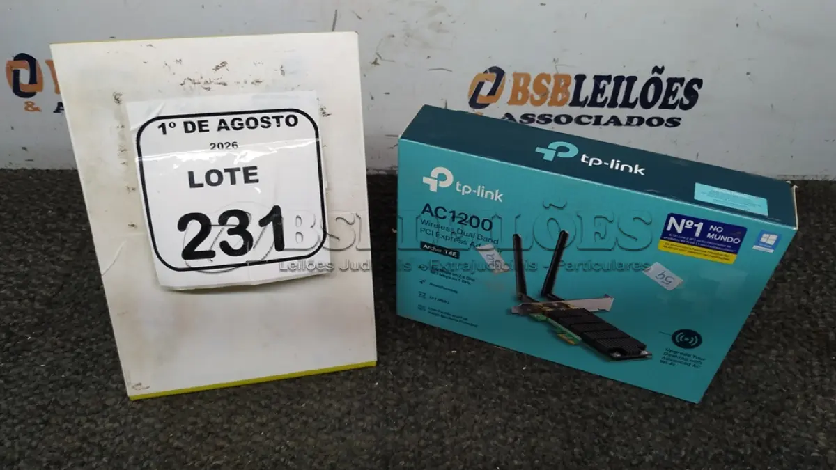 LOTE 231 - 01 ROTEADOR MODELO AC1200 MARCA TP-LINK. (NO ESTADO) ATENÇÃO! FAZER A VISITAÇÃO ANTES DE ARREMATAR, NÃO SABEMOS SE FUNCIONA, LEILÃO NÃO TEM GARANTIA E NEM DEVOLUÇÃO, SUJEITO A POSSÍVEIS AVARIAS VISÍVEIS/OCULTAS E/OU AUSÊNCIA DE COMPONENTES.
