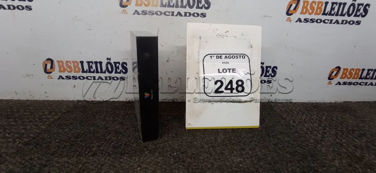 LOTE 248 - 01 SMART WATCH MODELO BE8 ULTRA MINI MARCA BENEDO. (NO ESTADO) ATENÇÃO! FAZER A VISITAÇÃO ANTES DE ARREMATAR, NÃO SABEMOS SE FUNCIONA, LEILÃO NÃO TEM GARANTIA E NEM DEVOLUÇÃO, SUJEITO A POSSÍVEIS AVARIAS VISÍVEIS/OCULTAS E/OU AUSÊNCIA DE COMPONENTES.