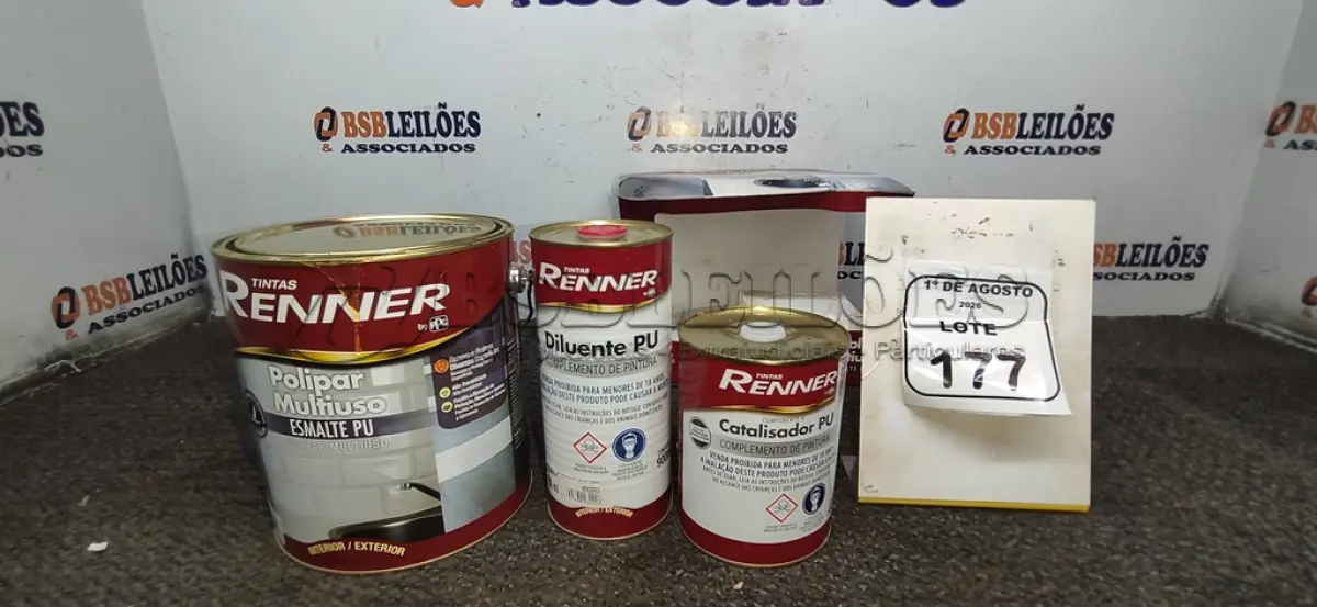 LOTE 177 - 01 GALÃO DE ESMALTE PU DE 2,7L, 01 LATA DE CATALISADOR DE 900ML E 01 LATA DE DILUENTE DE 900ML MARCA RENNER. (NO ESTADO) ATENÇÃO! FAZER A VISITAÇÃO ANTES DE ARREMATAR, NÃO SABEMOS SE FUNCIONA, LEILÃO NÃO TEM GARANTIA E NEM DEVOLUÇÃO, SUJEITO A POSSÍVEIS AVARIAS VISÍVEIS/OCULTAS E/OU AUSÊNCIA DE COMPONENTES.