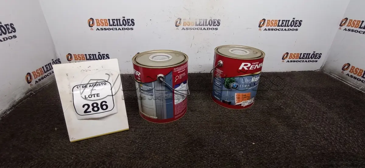LOTE 286 - 02 LATAS DE ESMALTE SINTÉTICO BASE INTENSA ALTO BRILHO DE 3,2L MARCA RENNER. (NO ESTADO) ATENÇÃO! FAZER A VISITAÇÃO ANTES DE ARREMATAR, NÃO SABEMOS SE FUNCIONA, LEILÃO NÃO TEM GARANTIA E NEM DEVOLUÇÃO, SUJEITO A POSSÍVEIS AVARIAS VISÍVEIS/OCULTAS E/OU AUSÊNCIA DE COMPONENTES.