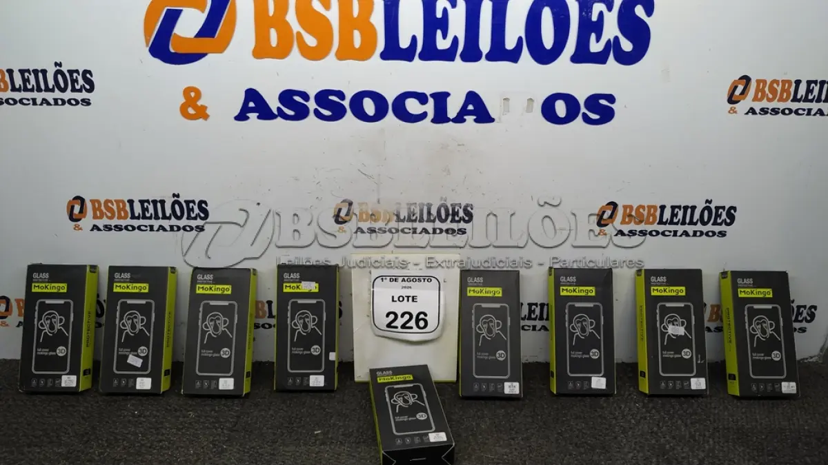 LOTE 226 - 09 CAIXAS DE PELÍCULAS PROTETORAS DE TELA DE CELULAR COM 25 PEÇAS CADA MARCA MOKINGO. (NO ESTADO) ATENÇÃO! FAZER A VISITAÇÃO ANTES DE ARREMATAR, NÃO SABEMOS SE FUNCIONA, LEILÃO NÃO TEM GARANTIA E NEM DEVOLUÇÃO, SUJEITO A POSSÍVEIS AVARIAS VISÍVEIS/OCULTAS E/OU AUSÊNCIA DE COMPONENTES.