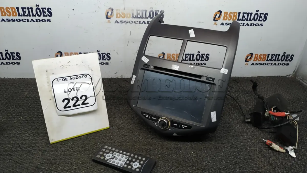 LOTE 222 - 01 APARELHO DE SOM MULTIMÍDIA AUTOMOTIVO. (NO ESTADO) ATENÇÃO! FAZER A VISITAÇÃO ANTES DE ARREMATAR, NÃO SABEMOS SE FUNCIONA, LEILÃO NÃO TEM GARANTIA E NEM DEVOLUÇÃO, SUJEITO A POSSÍVEIS AVARIAS VISÍVEIS/OCULTAS E/OU AUSÊNCIA DE COMPONENTES.