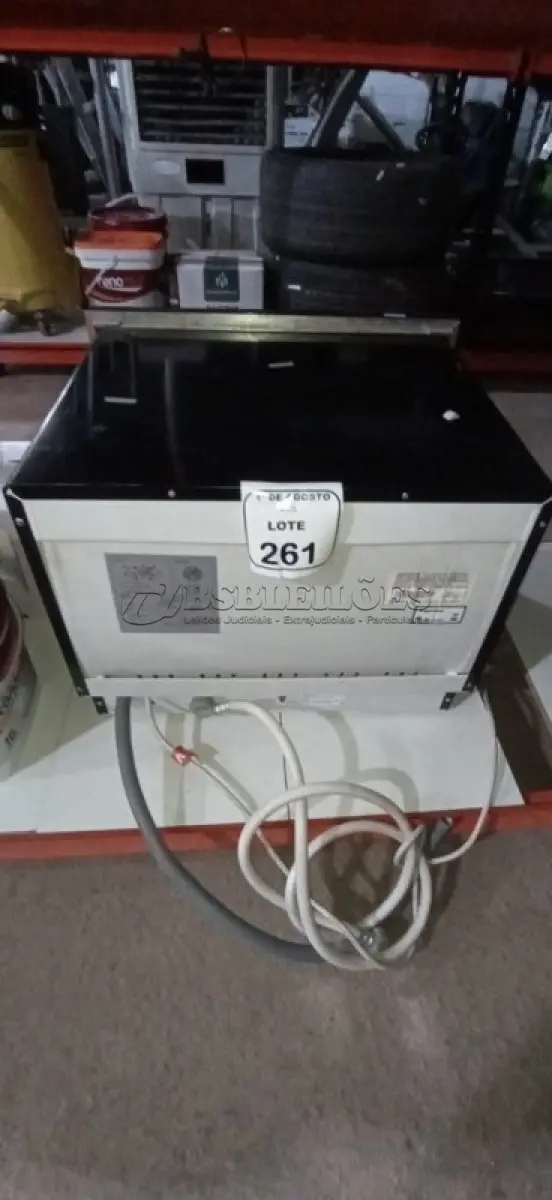 LOTE 261 - 01 LAVA LOUÇA 220V MARCA BRASTEMP. (NO ESTADO) ATENÇÃO! FAZER A VISITAÇÃO ANTES DE ARREMATAR, NÃO SABEMOS SE FUNCIONA, LEILÃO NÃO TEM GARANTIA E NEM DEVOLUÇÃO, SUJEITO A POSSÍVEIS AVARIAS VISÍVEIS/OCULTAS E/OU AUSÊNCIA DE COMPONENTES.