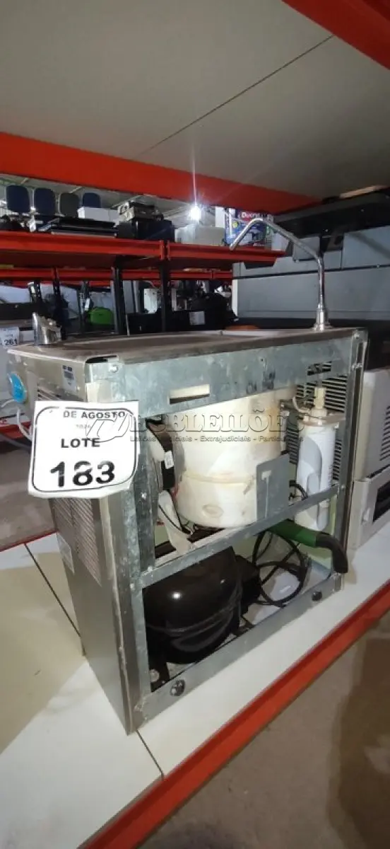LOTE 183 - 01 BEBEDOURO DE PAREDE EM INOX. (NO ESTADO) ATENÇÃO! FAZER A VISITAÇÃO ANTES DE ARREMATAR, NÃO SABEMOS SE FUNCIONA, LEILÃO NÃO TEM GARANTIA E NEM DEVOLUÇÃO, SUJEITO A POSSÍVEIS AVARIAS VISÍVEIS/OCULTAS E/OU AUSÊNCIA DE COMPONENTES.