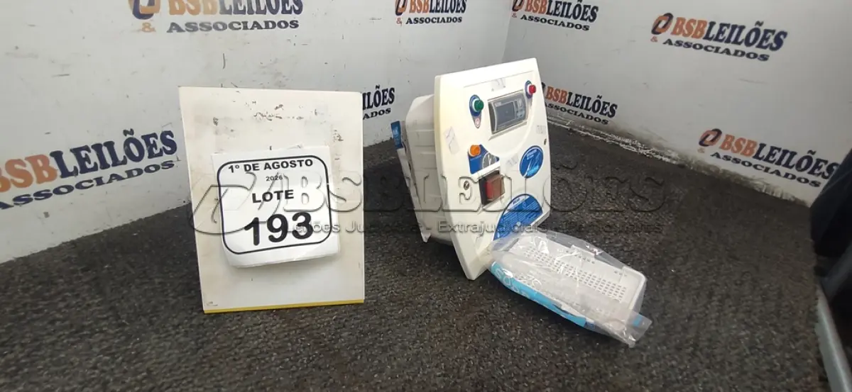 LOTE 193 - 01 QUADRO DE COMANDO DIGITAL PARA GERADORES DE VAPOR MARCA SODRAMAR. (NO ESTADO) ATENÇÃO! FAZER A VISITAÇÃO ANTES DE ARREMATAR, NÃO SABEMOS SE FUNCIONA, LEILÃO NÃO TEM GARANTIA E NEM DEVOLUÇÃO, SUJEITO A POSSÍVEIS AVARIAS VISÍVEIS/OCULTAS E/OU AUSÊNCIA DE COMPONENTES.