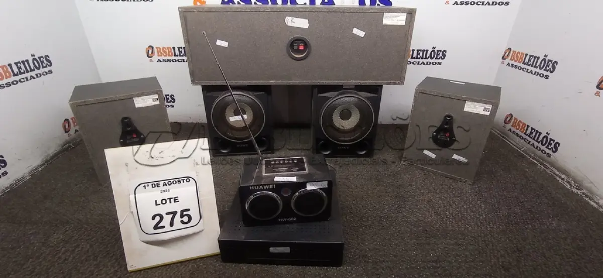LOTE 275 - 01 CAIXINHA DE SOM MARCA HUAWEI, 01 AMPLIFICADOR SURROUND MARCA SONY E 05 CAIXAS DE SOM MARCA SONY. (NO ESTADO) ATENÇÃO! FAZER A VISITAÇÃO ANTES DE ARREMATAR, NÃO SABEMOS SE FUNCIONA, LEILÃO NÃO TEM GARANTIA E NEM DEVOLUÇÃO, SUJEITO A POSSÍVEIS AVARIAS VISÍVEIS/OCULTAS E/OU AUSÊNCIA DE COMPONENTES.