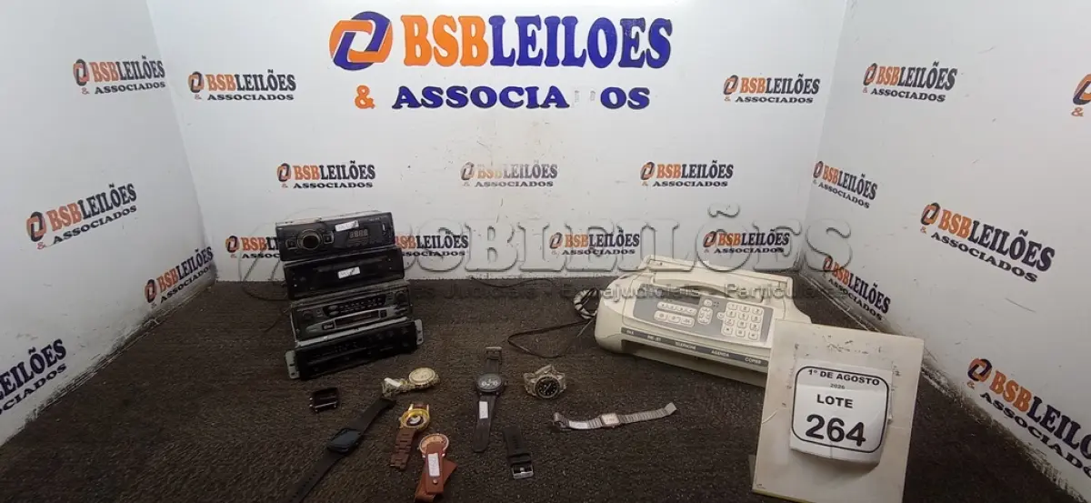 LOTE 264 - 01 APARELHO DE FAX MODELO FXI 3150 MARCA ELGIN, 04 APARELHOS DE SOM AUTOMOTIVO E VÁRIOS RELÓGIOS DE MARCAS DIVERSAS PARA RETIRADA DE PEÇAS. (NO ESTADO) ATENÇÃO! FAZER A VISITAÇÃO ANTES DE ARREMATAR, NÃO SABEMOS SE FUNCIONA, LEILÃO NÃO TEM GARANTIA E NEM DEVOLUÇÃO, SUJEITO A POSSÍVEIS AVARIAS VISÍVEIS/OCULTAS E/OU AUSÊNCIA DE COMPONENTES.